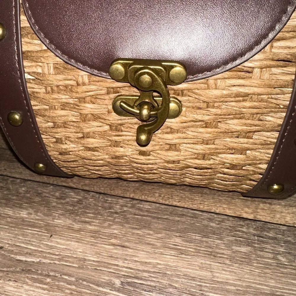 Womens Straw Handbag Shoulder Bag for Beach Travel and Everyday Use Dark Brown